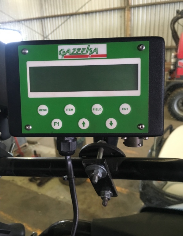 GAZEEKA Square Bale Moisture Meter And Hay Preservative Farm Tender